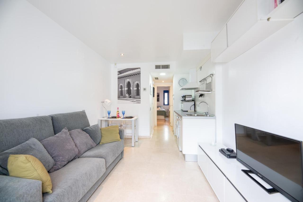 Modern Apartment Next To The Beach, Pets Friendly Benalmadena Exterior photo